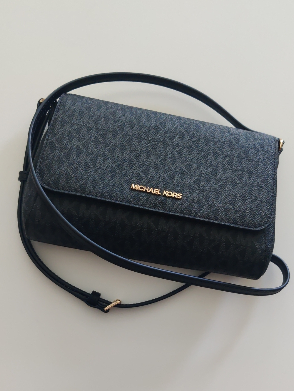 Medium Signature Logo Convertible Crossbody Bag